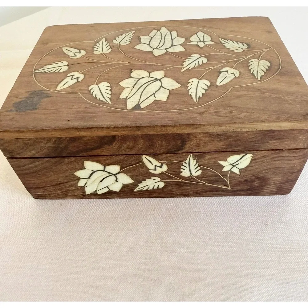 Vintage Handcrafted Wood Trinket Box Floral Inlay Jewelry Keepsake Gift Cottage